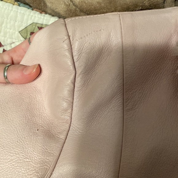 Pink leather jacket - Picture 4 of 7